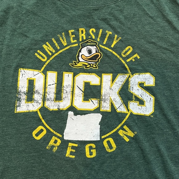 Men’s University of Oregon DUCK Shirt XL/XXL - Picture 2 of 3